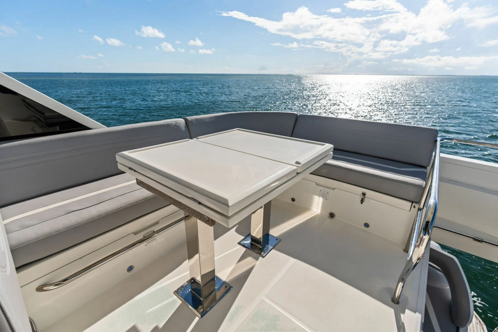 2021 Galeon 
