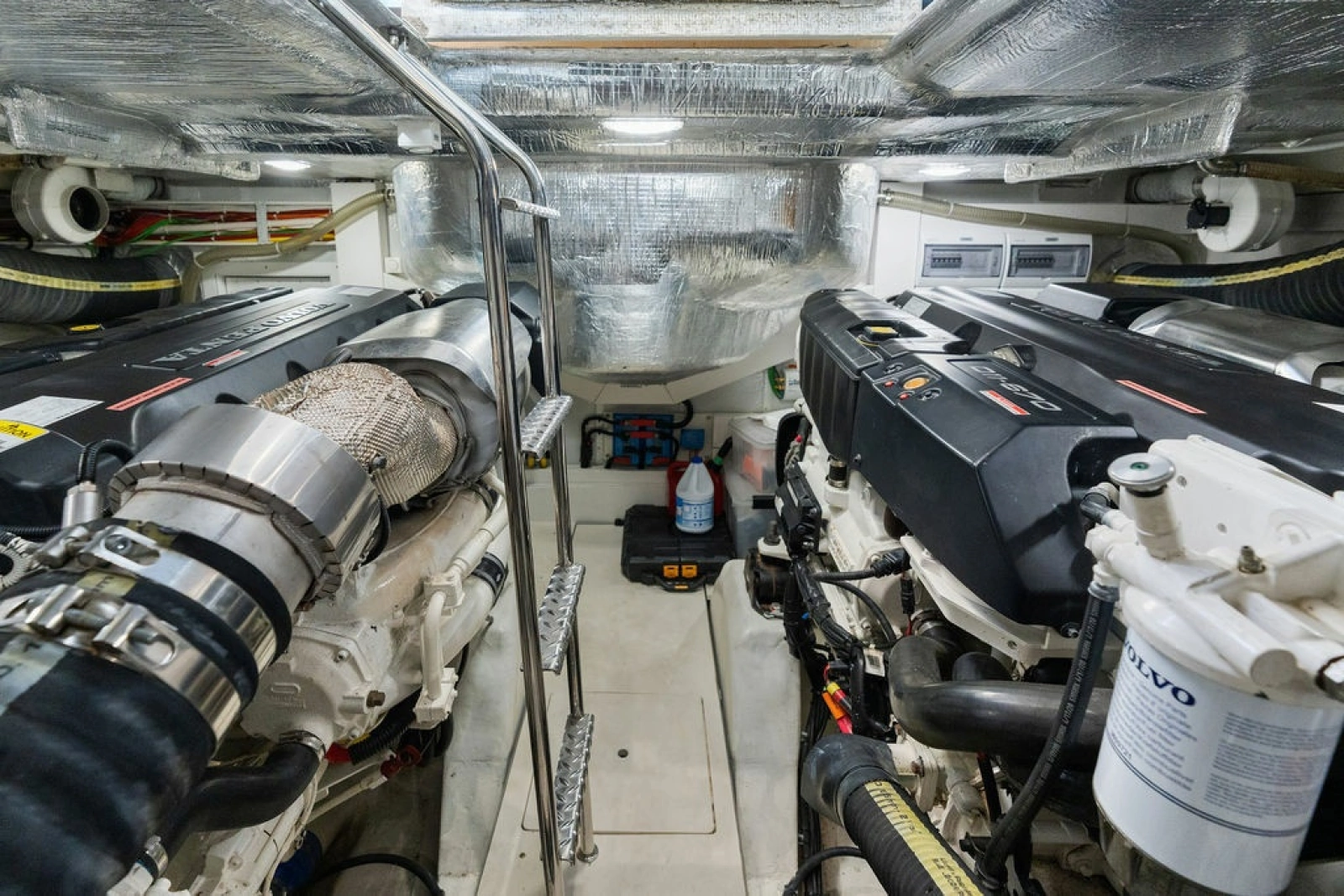 2021 Galeon 