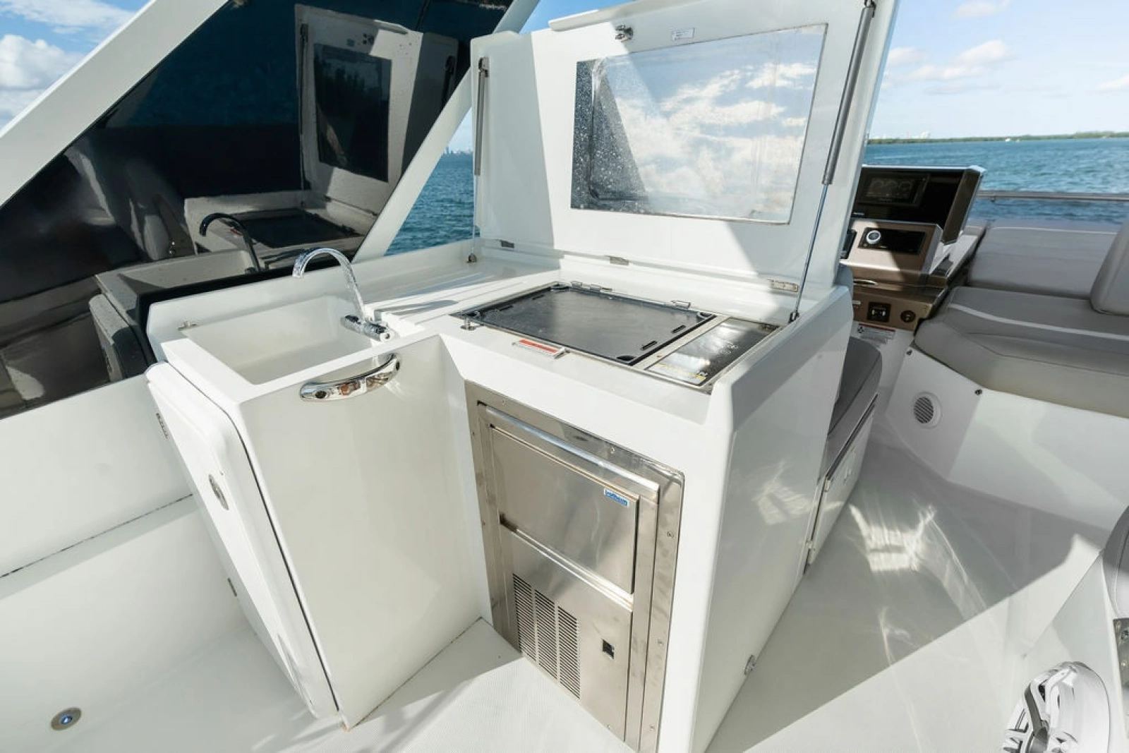 2021 Galeon 