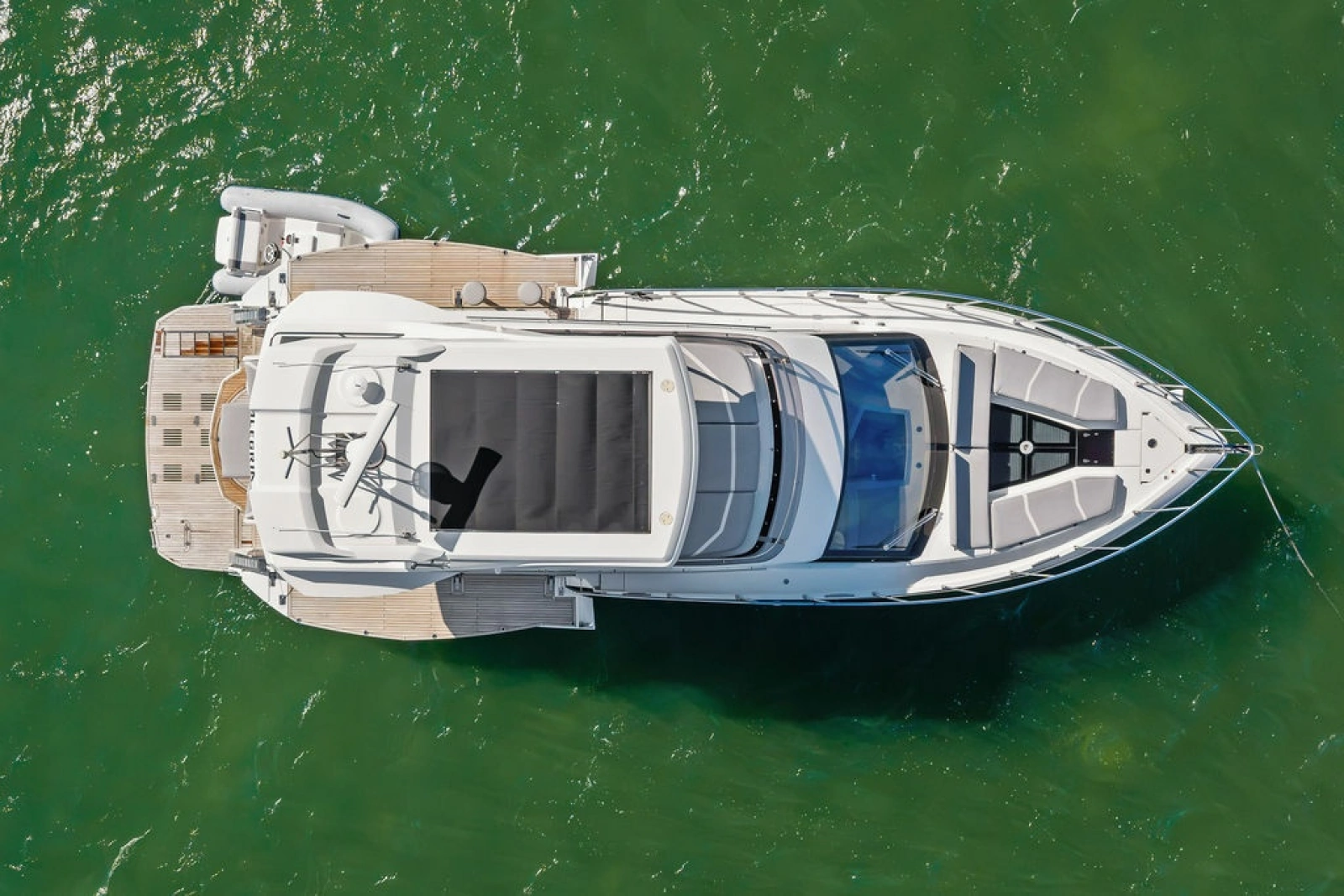 2021 Galeon 