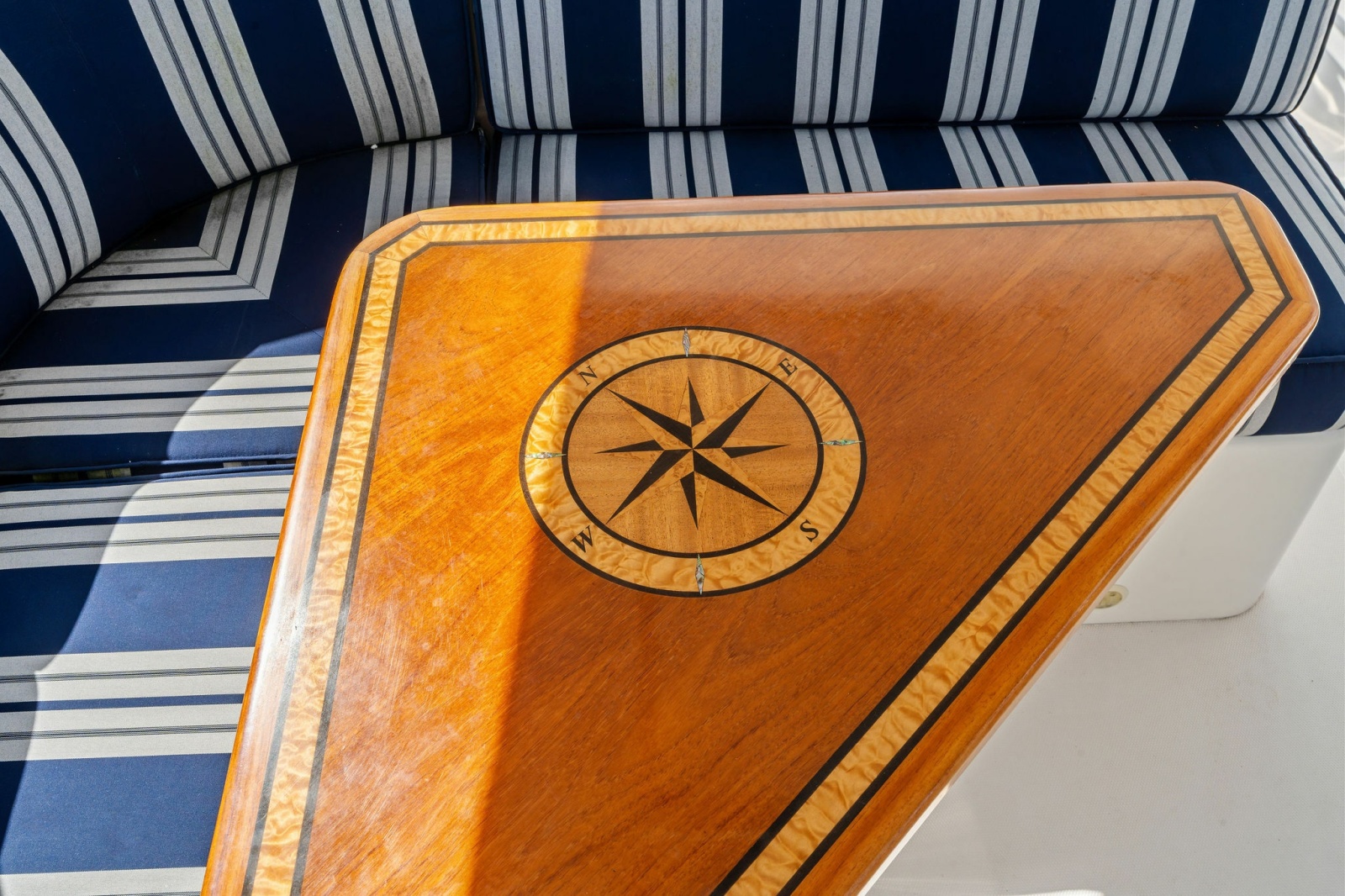 2001 Pacific Mariner 65 — Lucky Lucky