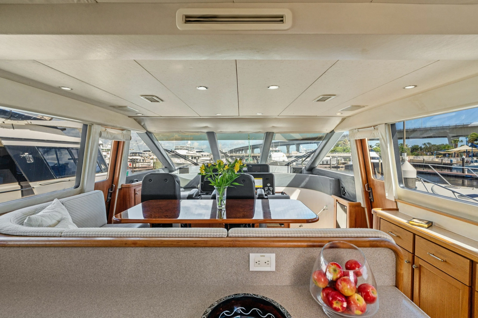 2001 Pacific Mariner 65