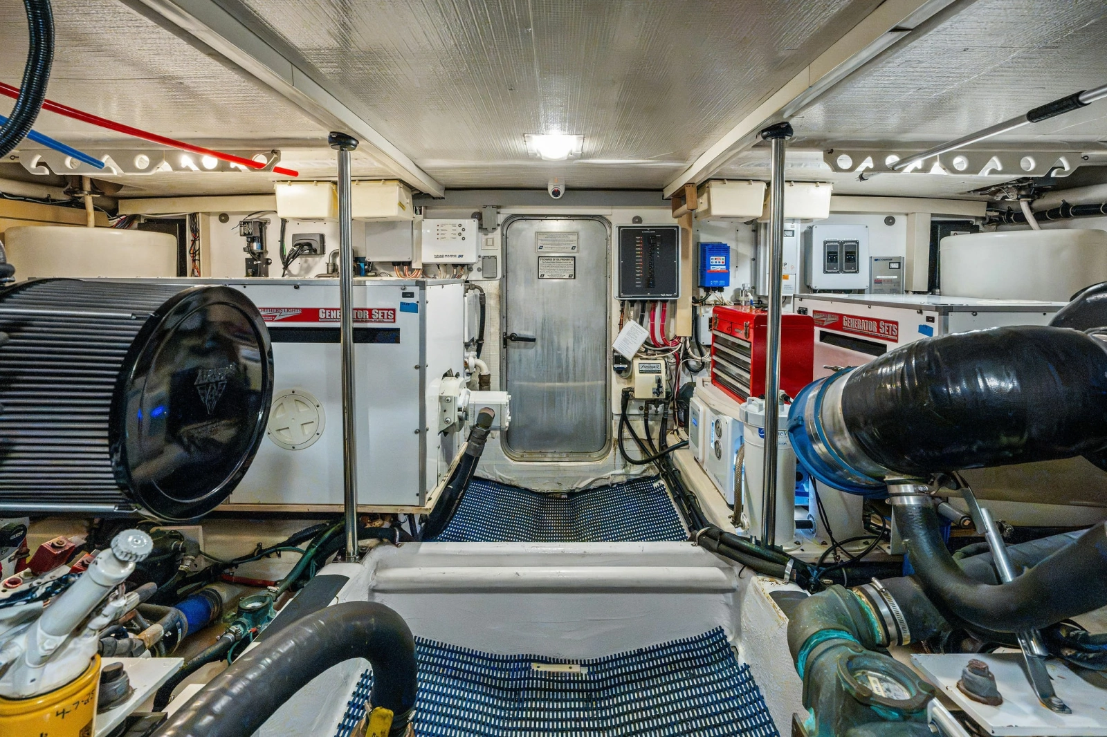 2001 Pacific Mariner 65