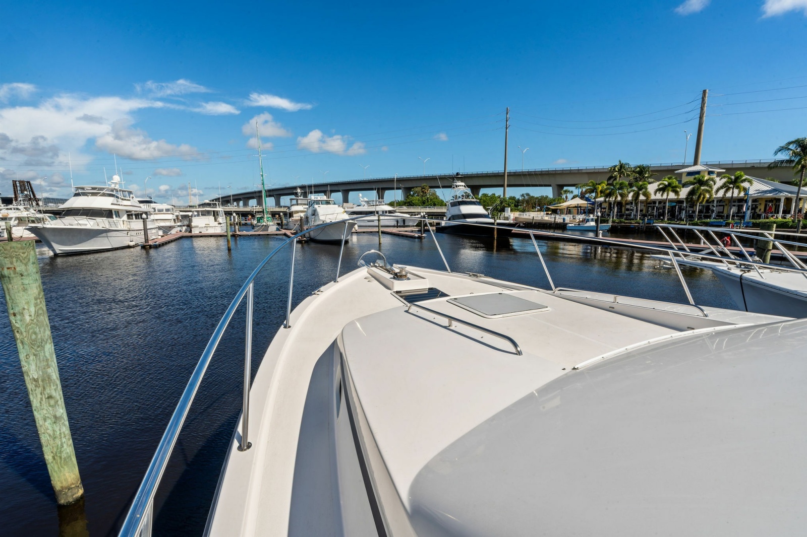 2001 Pacific Mariner 65 — Lucky Lucky