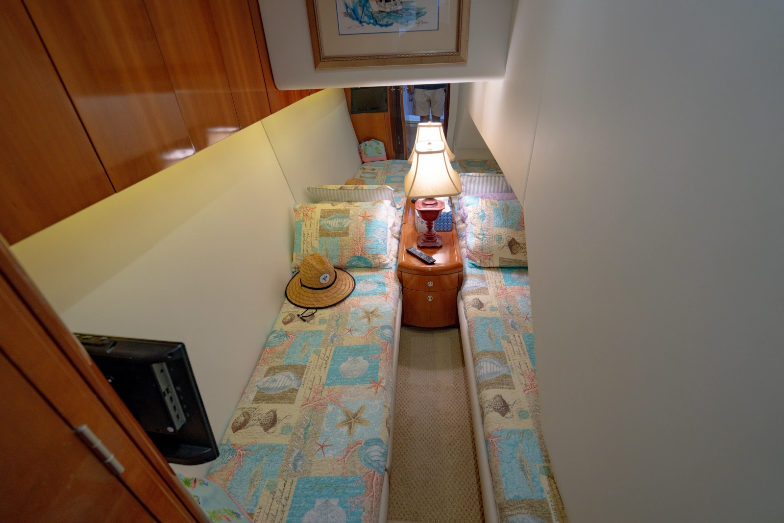 2004 Hatteras 54 Convertible