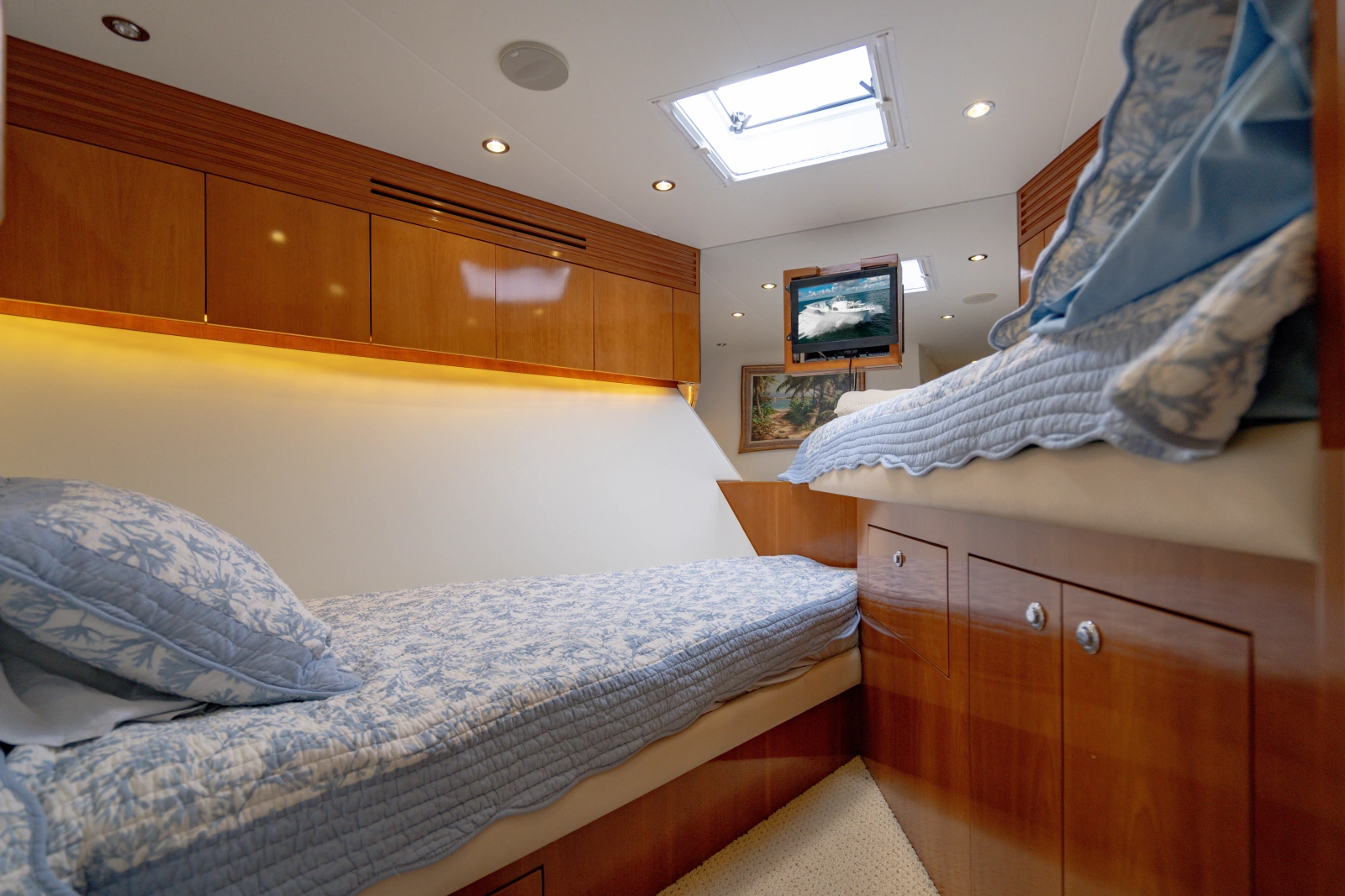 2004 Hatteras 54 Convertible