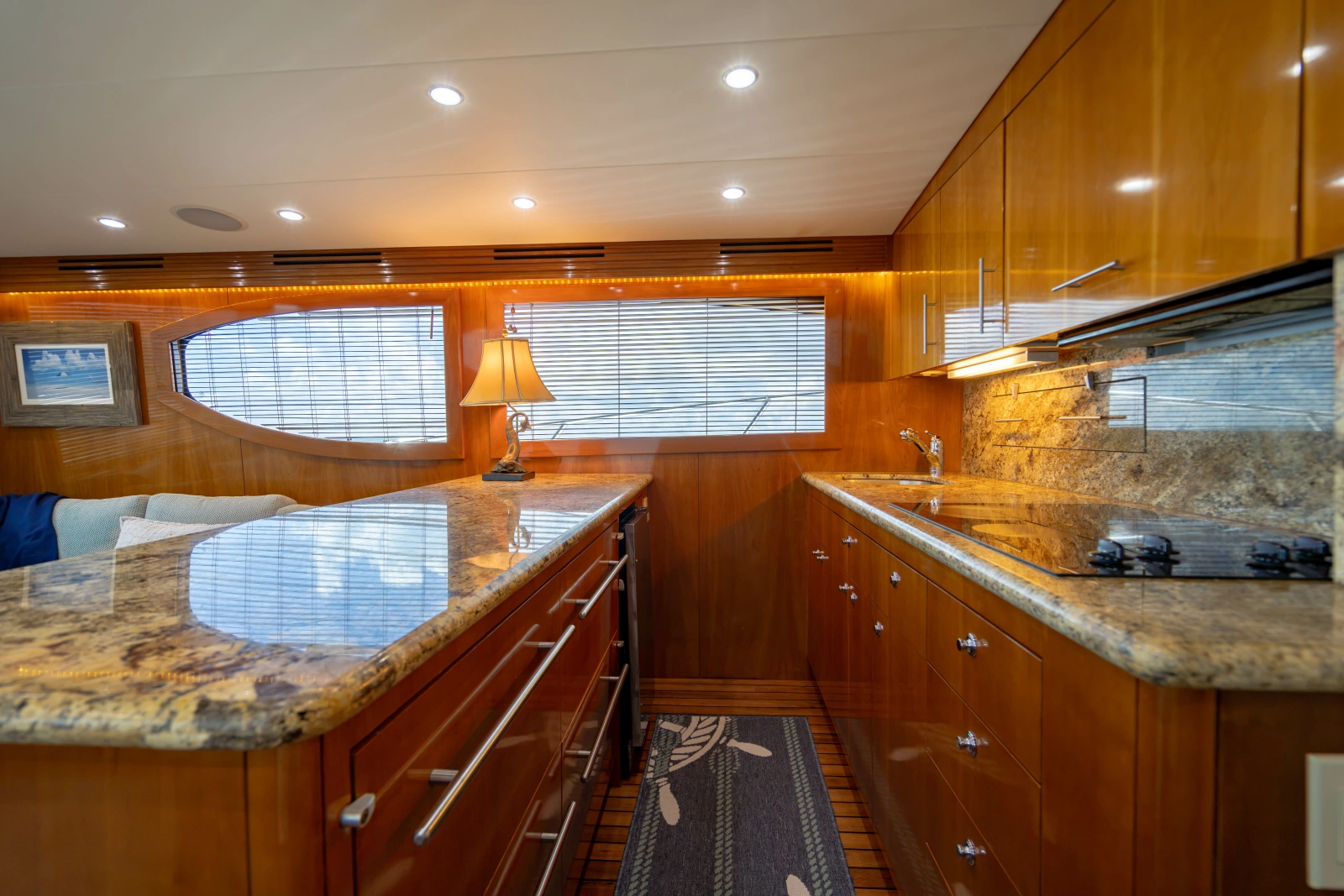 2004 Hatteras 54 Convertible