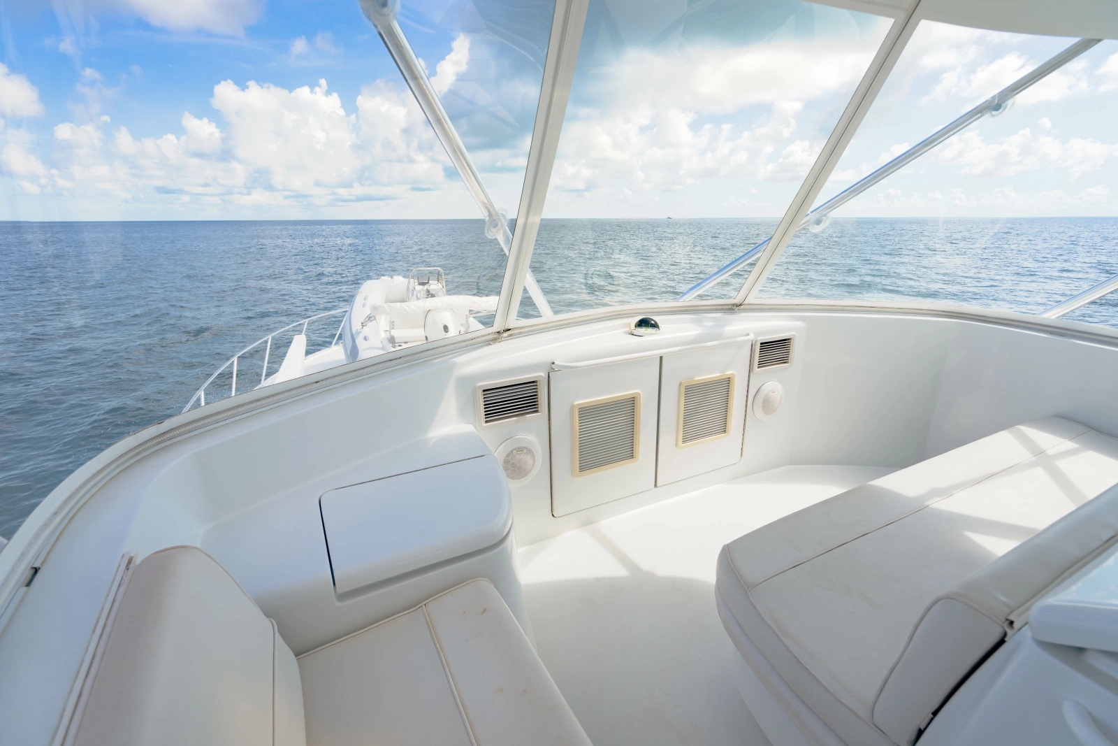 2004 Hatteras 54 Convertible