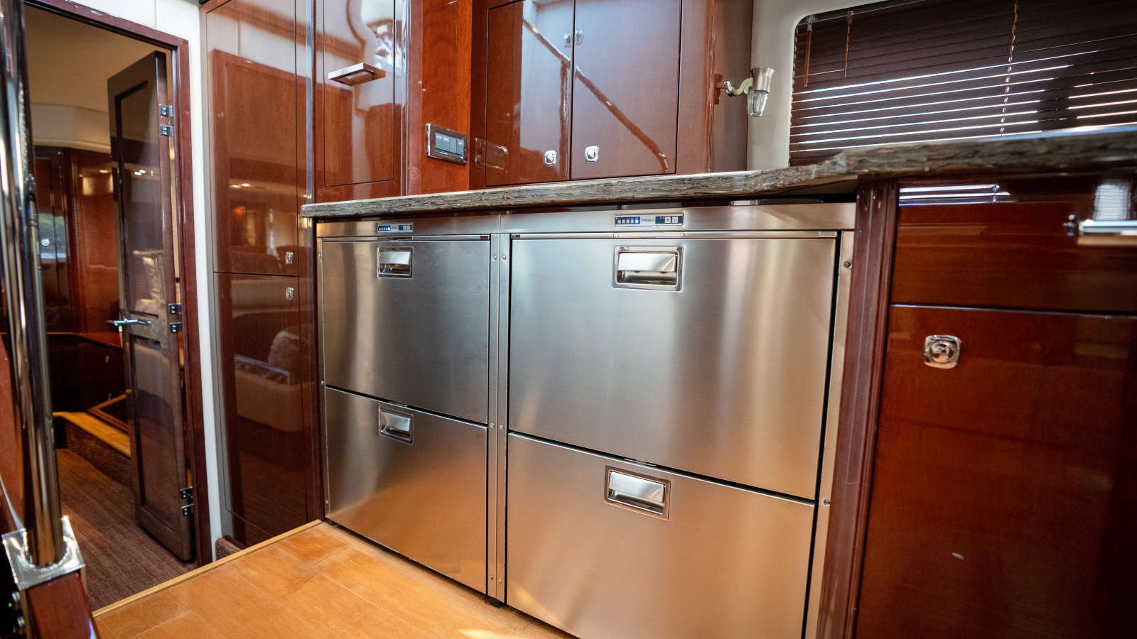 2012 Sea Ray 580 Sundancer