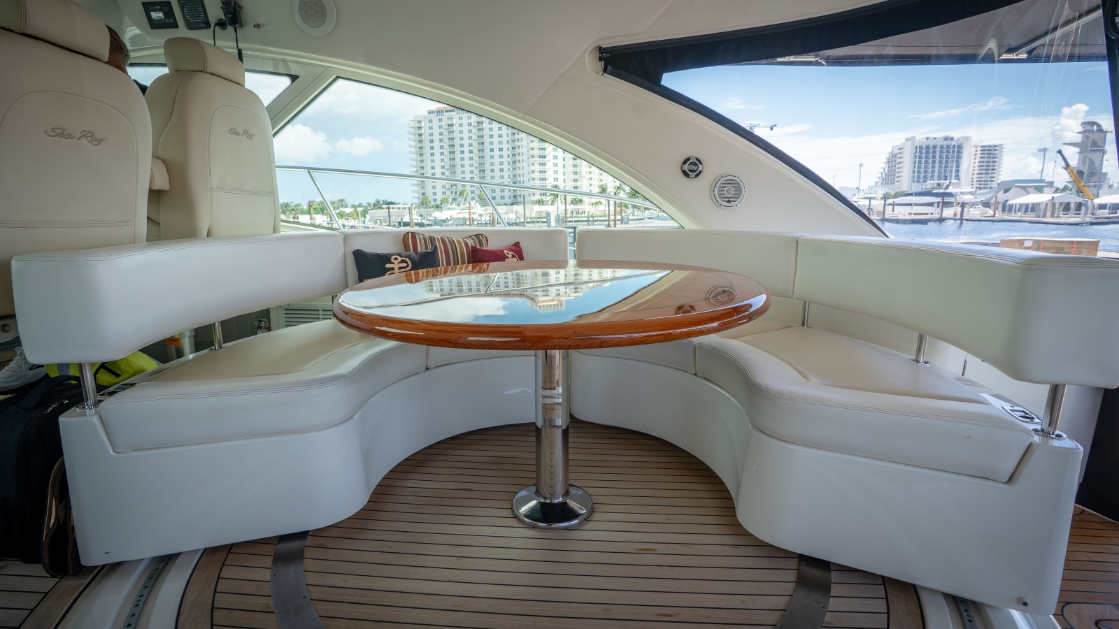 2012 Sea Ray 580 Sundancer