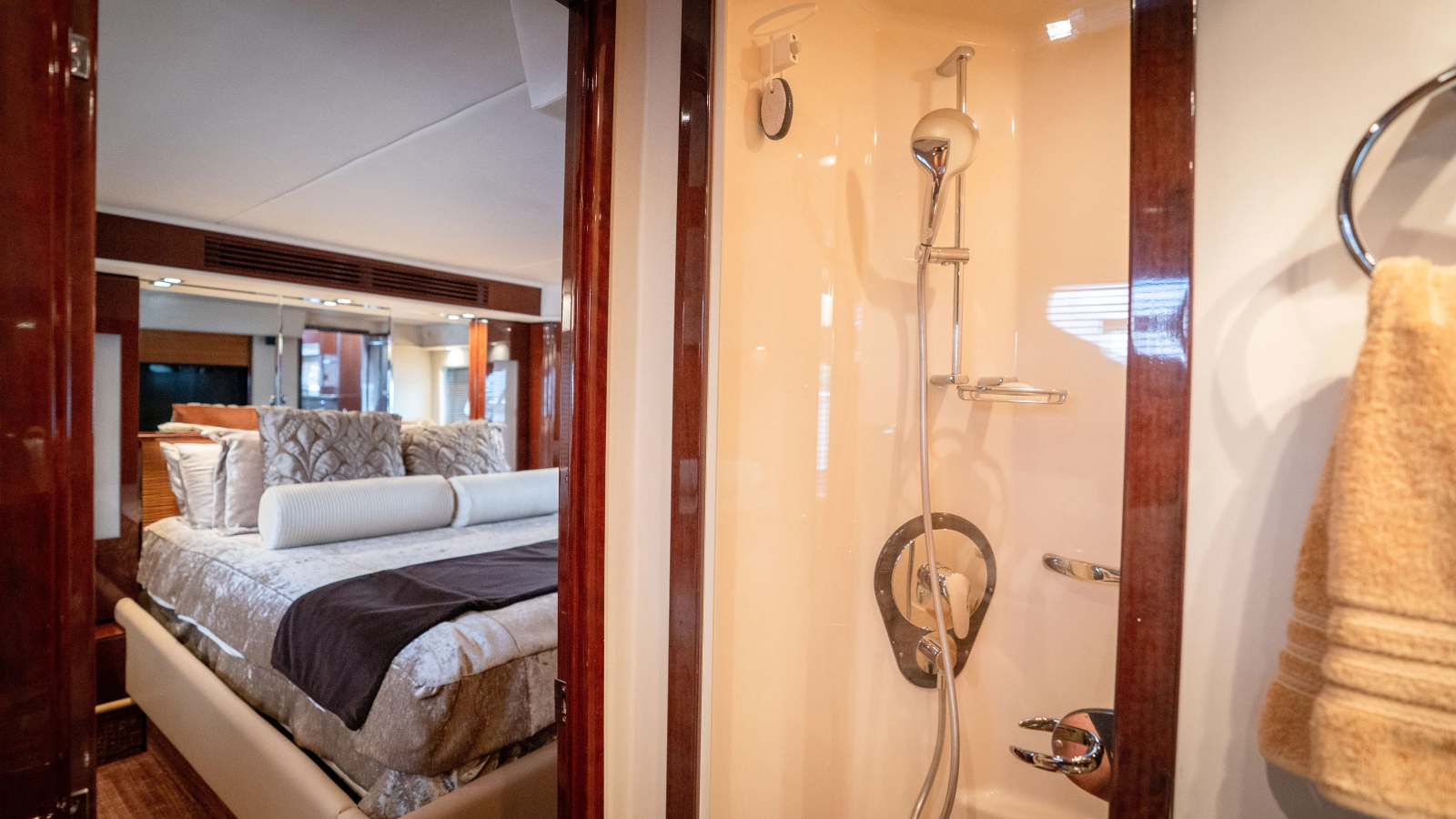 2012 Sea Ray 580 Sundancer