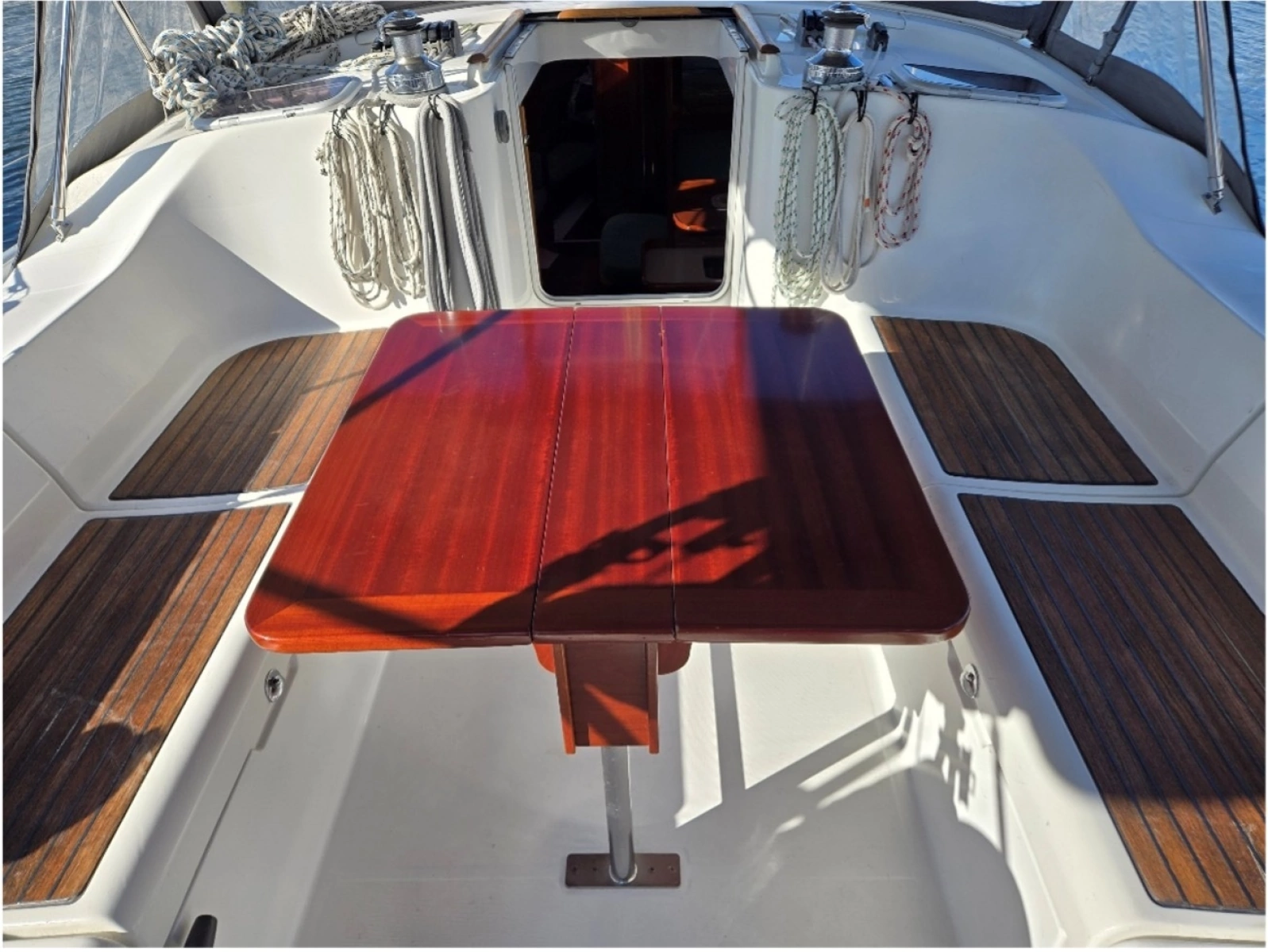 2005 Beneteau 