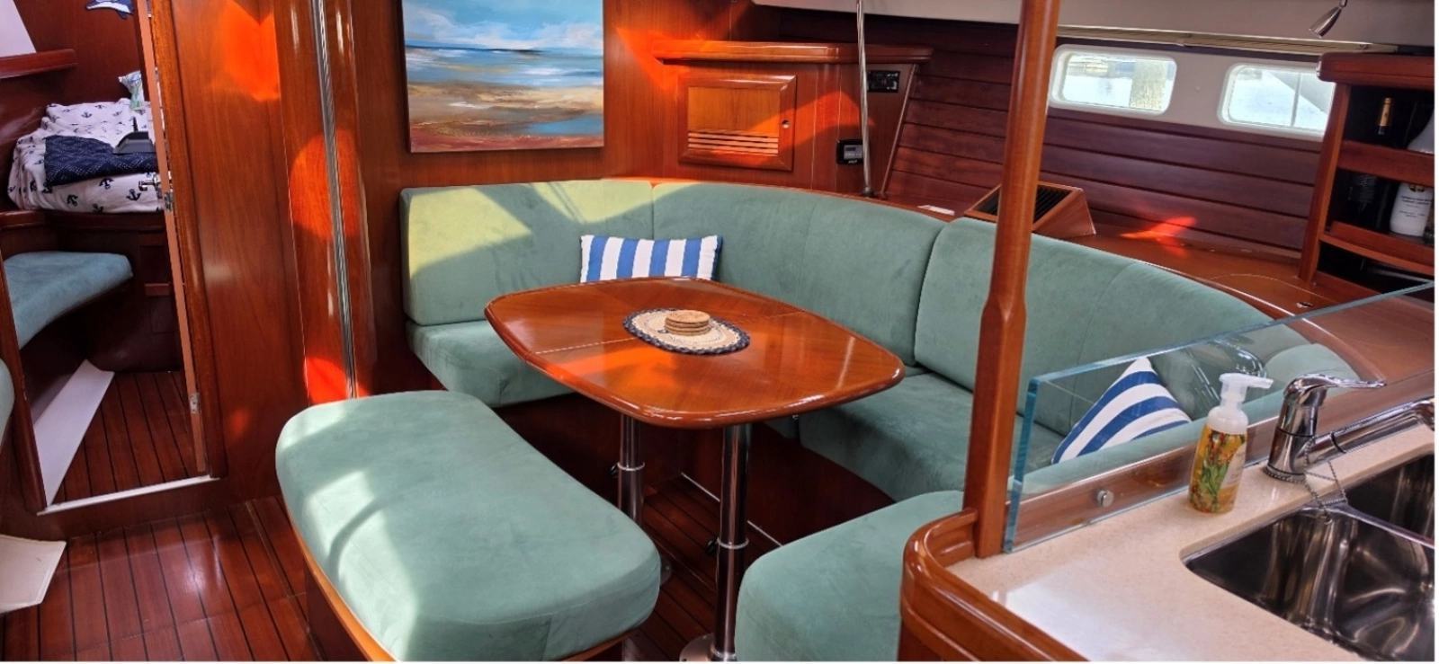 2005 Beneteau 