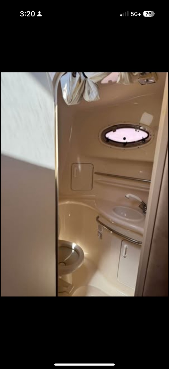 1998 Sea Ray Sundancer 330 — Seas The Day