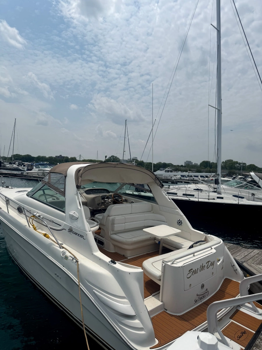 1998 Sea Ray Sundancer 330