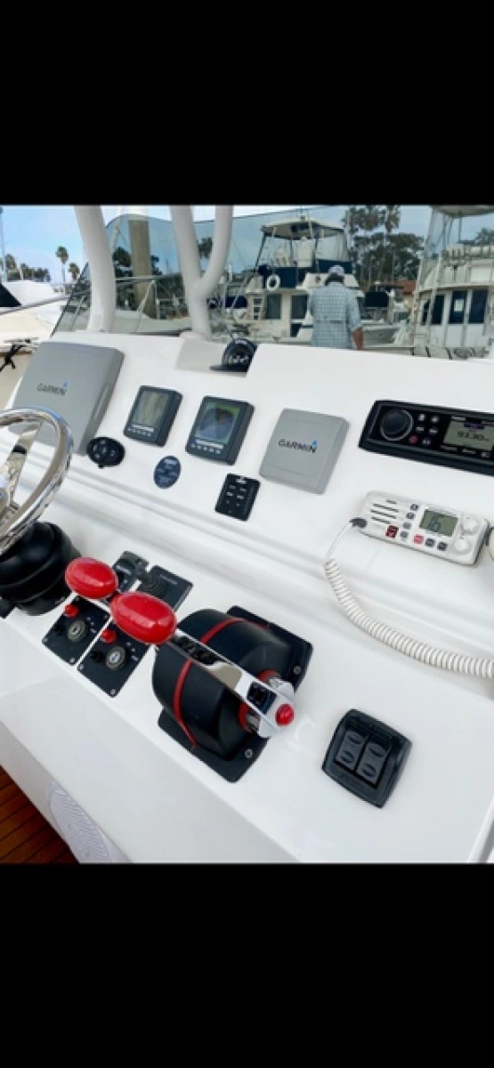 2011 Nautica 41x