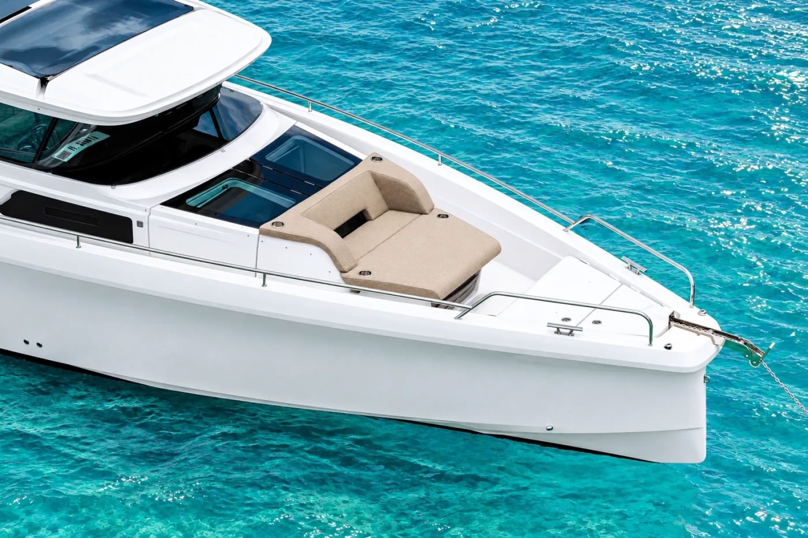 2025 Axopar 45 Cross Top