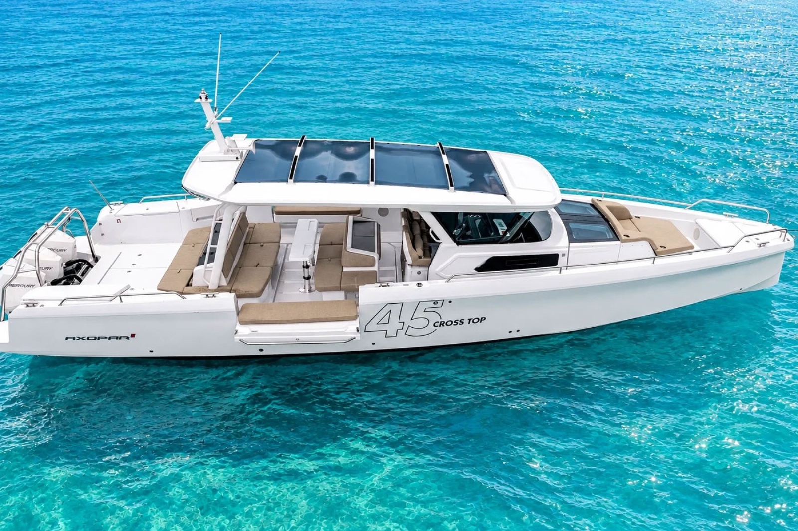 2025 Axopar 45 Cross Top