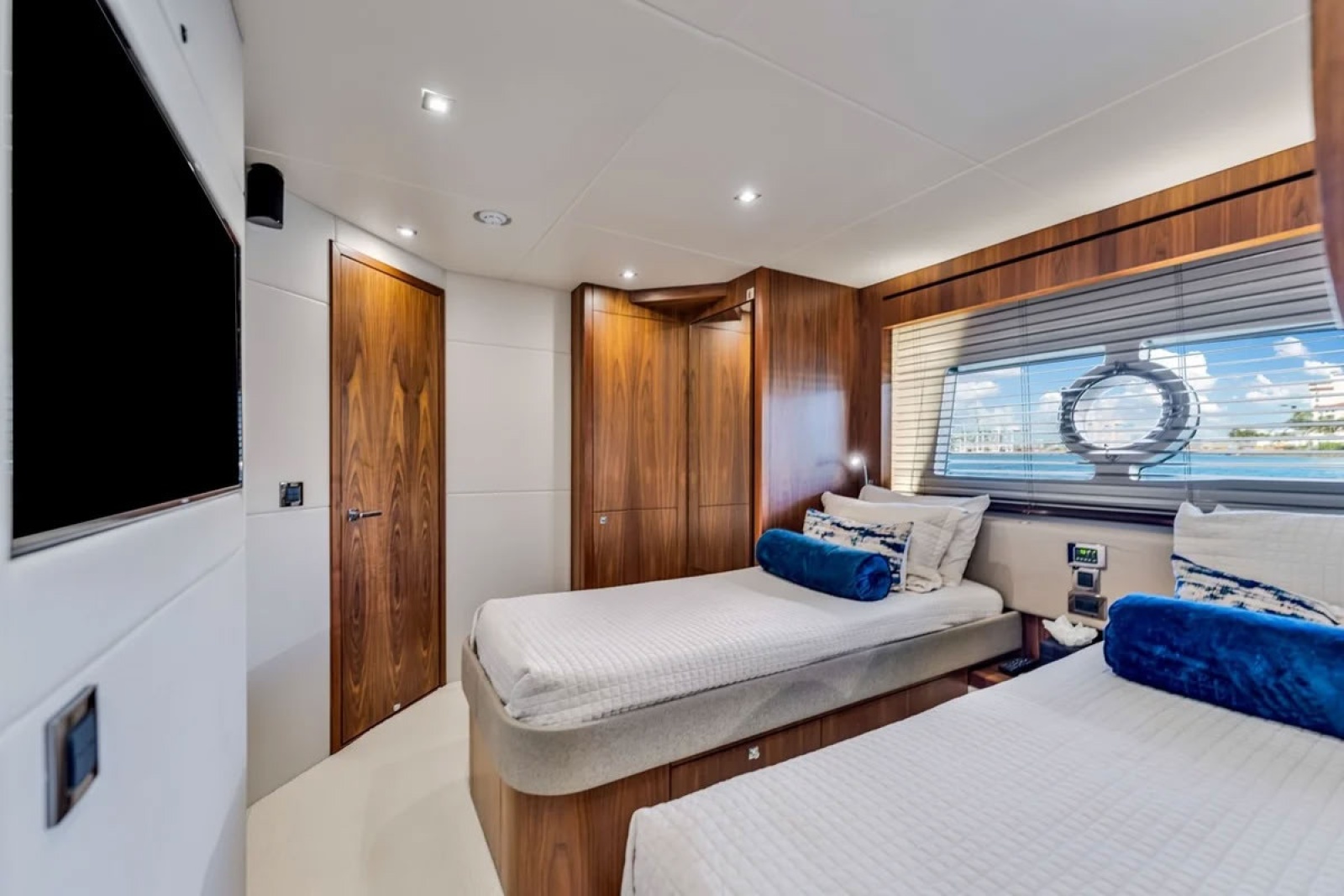 2015 Sunseeker 96