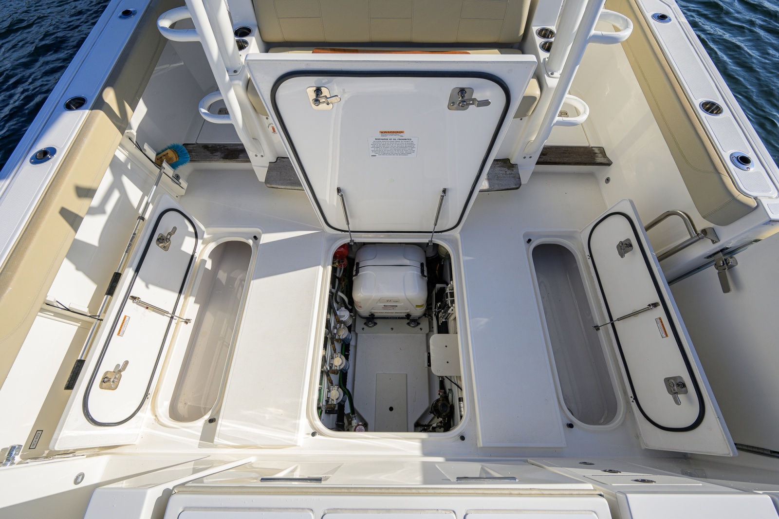 2020 Pursuit S 368 Sport
