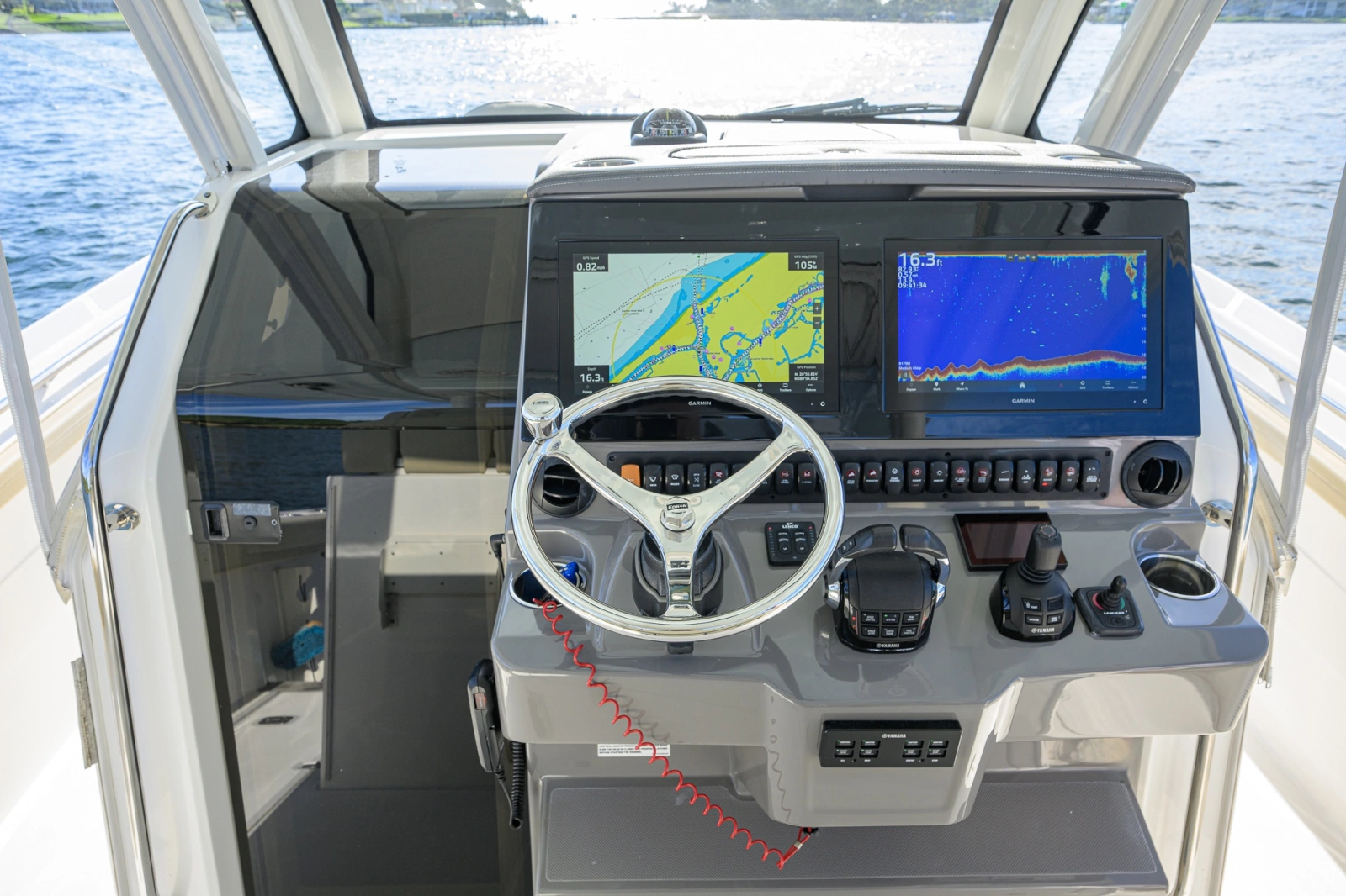 2020 Pursuit S 368 Sport