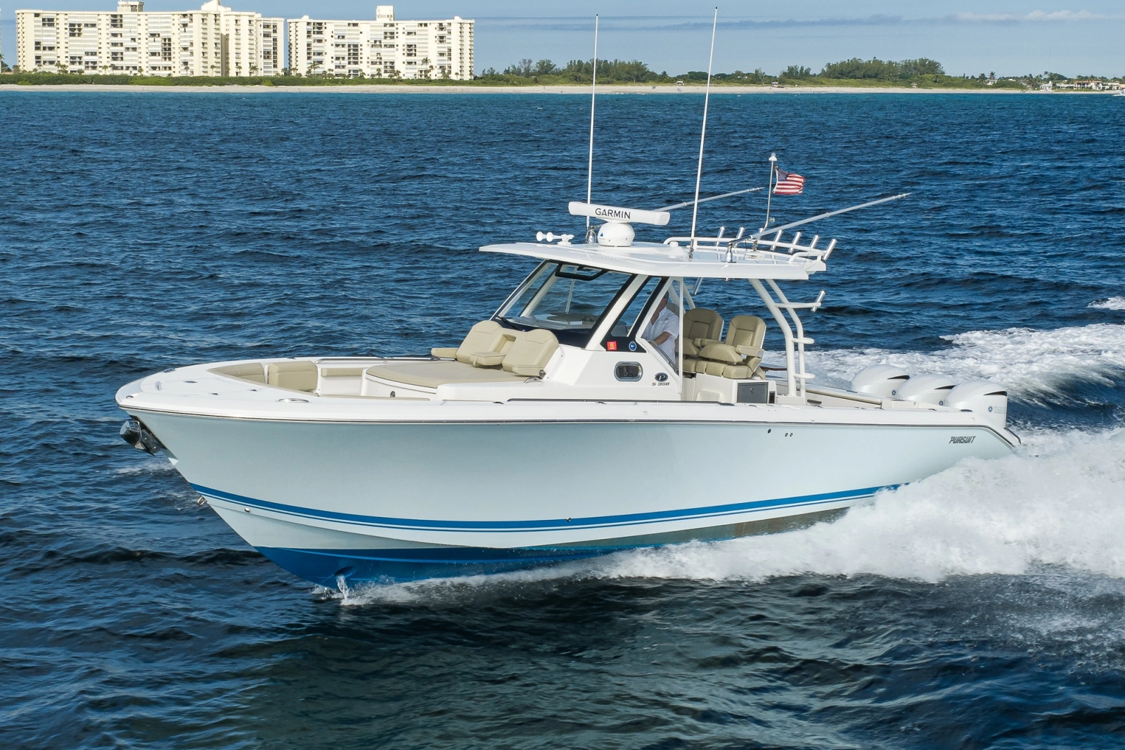 2020 Pursuit S 368 Sport