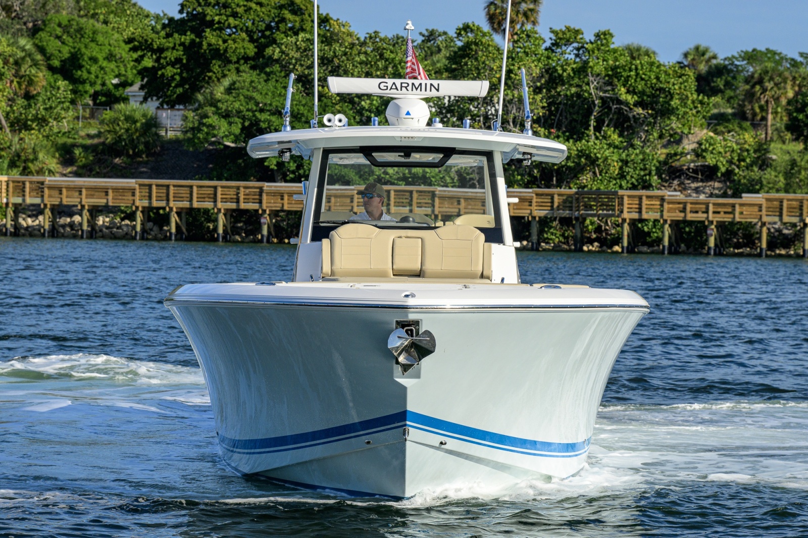 2020 Pursuit S 368 Sport