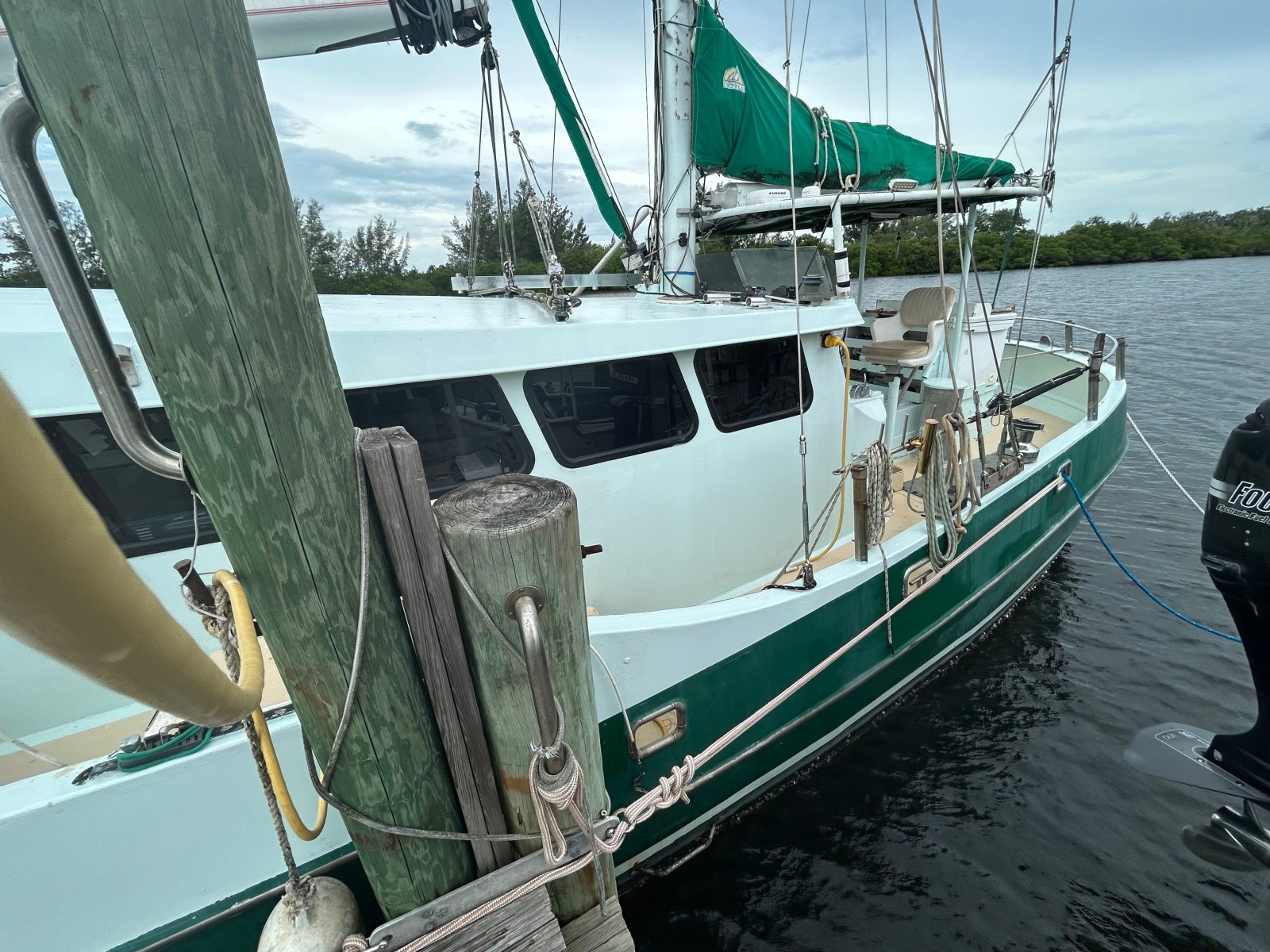 1990 Custom 57 Fishing — Viking Freedom