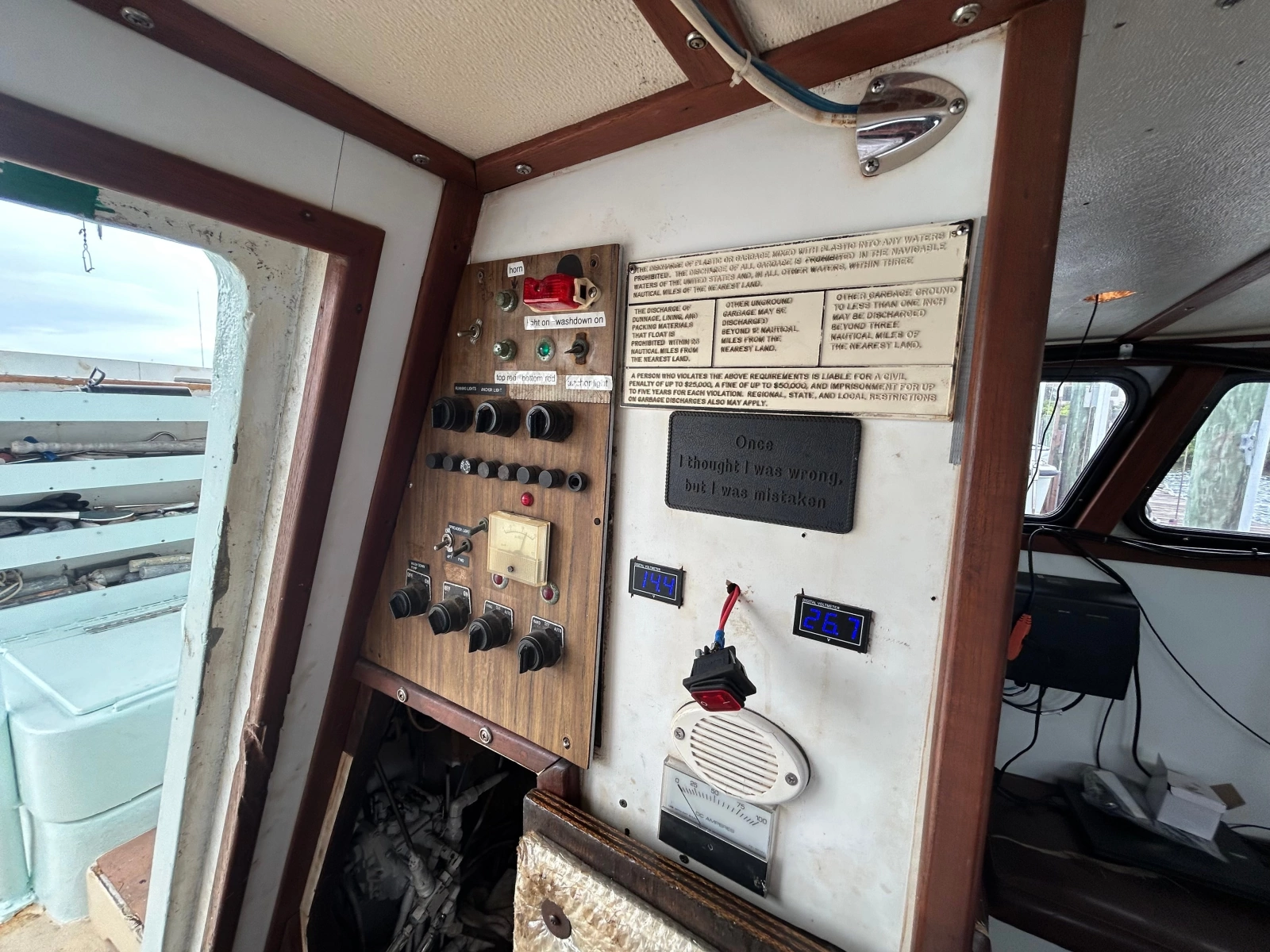 1990 Custom 57 Fishing