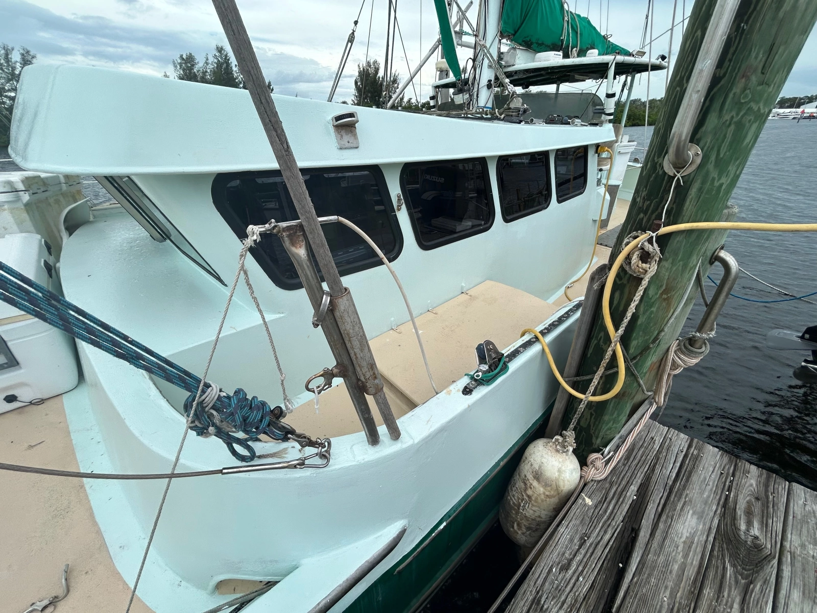 1990 Custom 57 Fishing