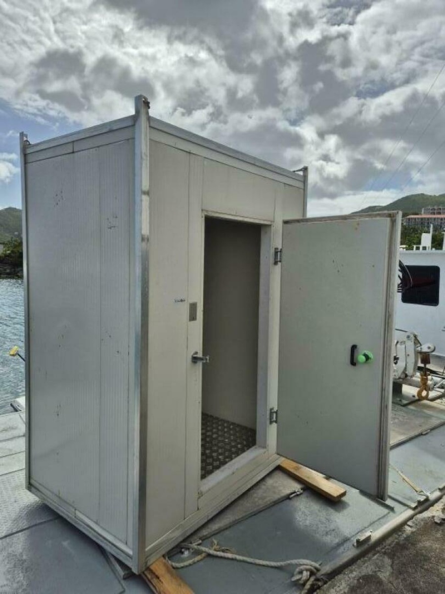 1985 Custom Aluminum Barge