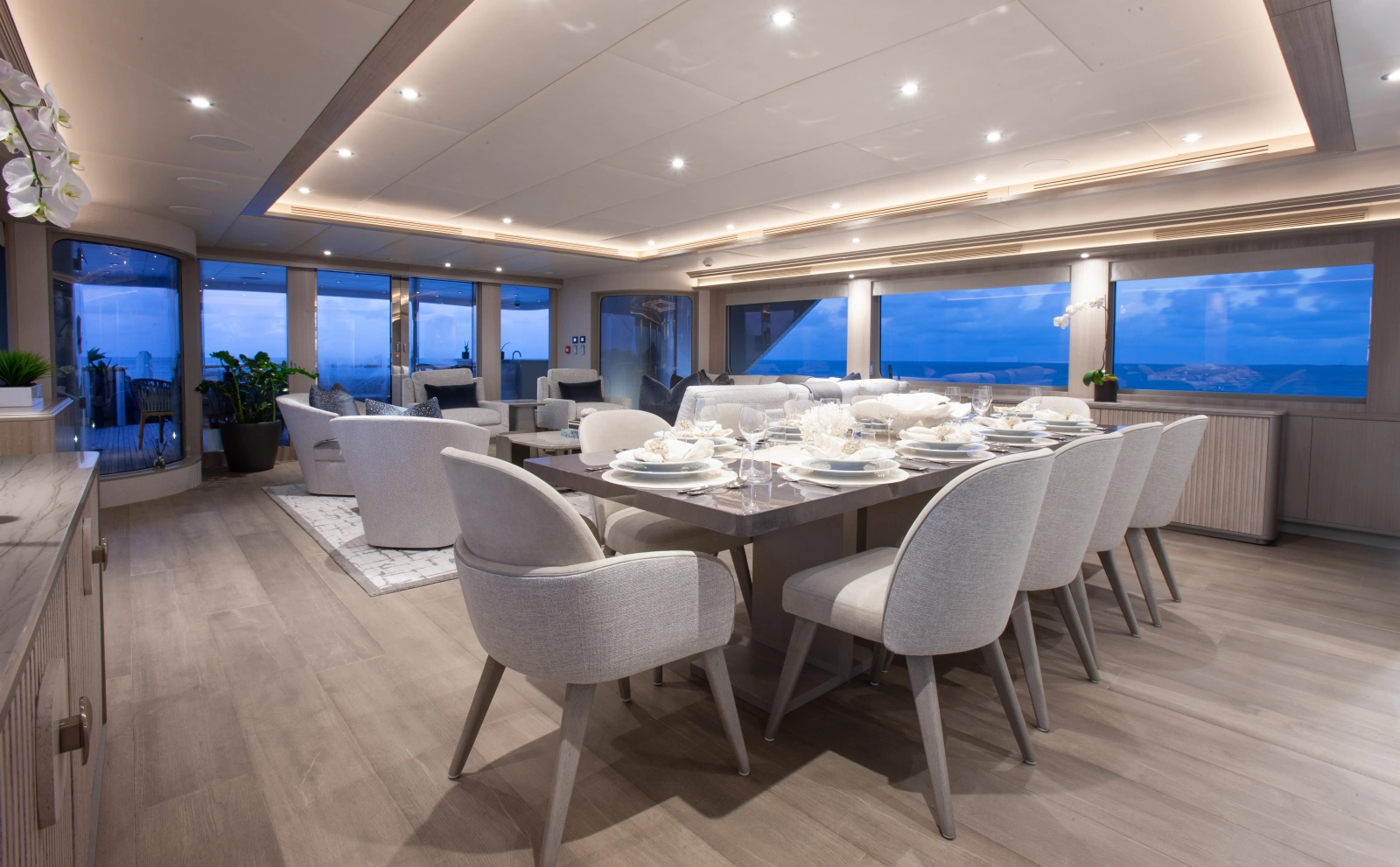 2000 Trinity Yachts 