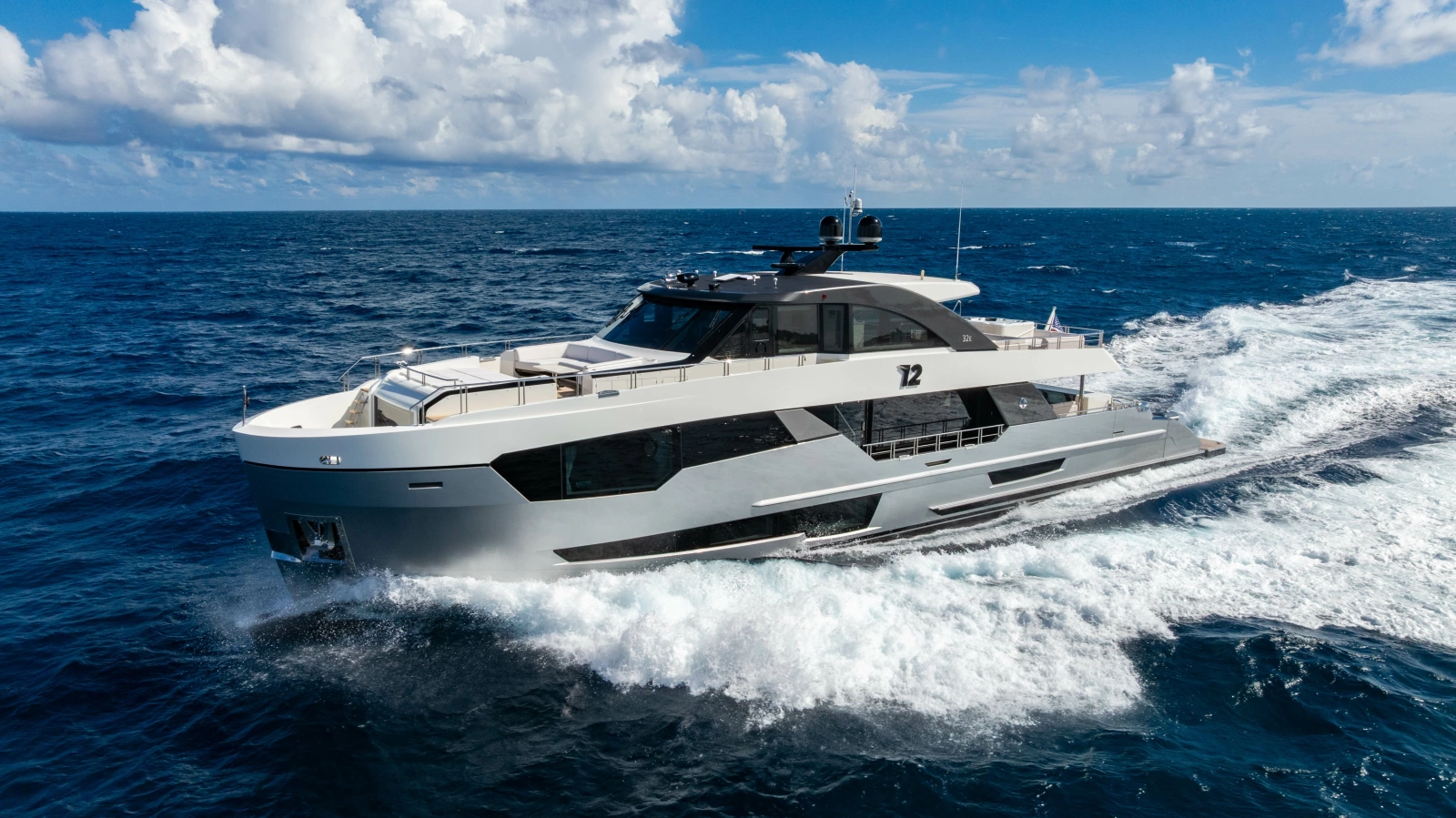 2023 Ocean Alexander 32 Explorer