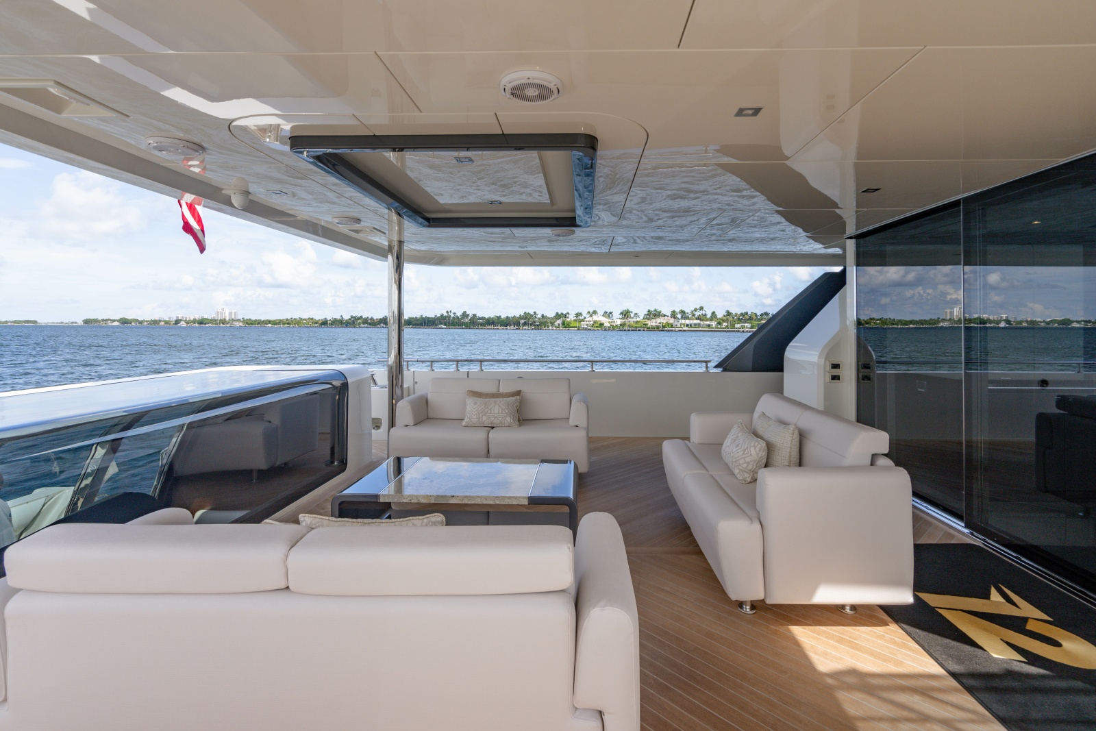 2023 Ocean Alexander 32 Explorer