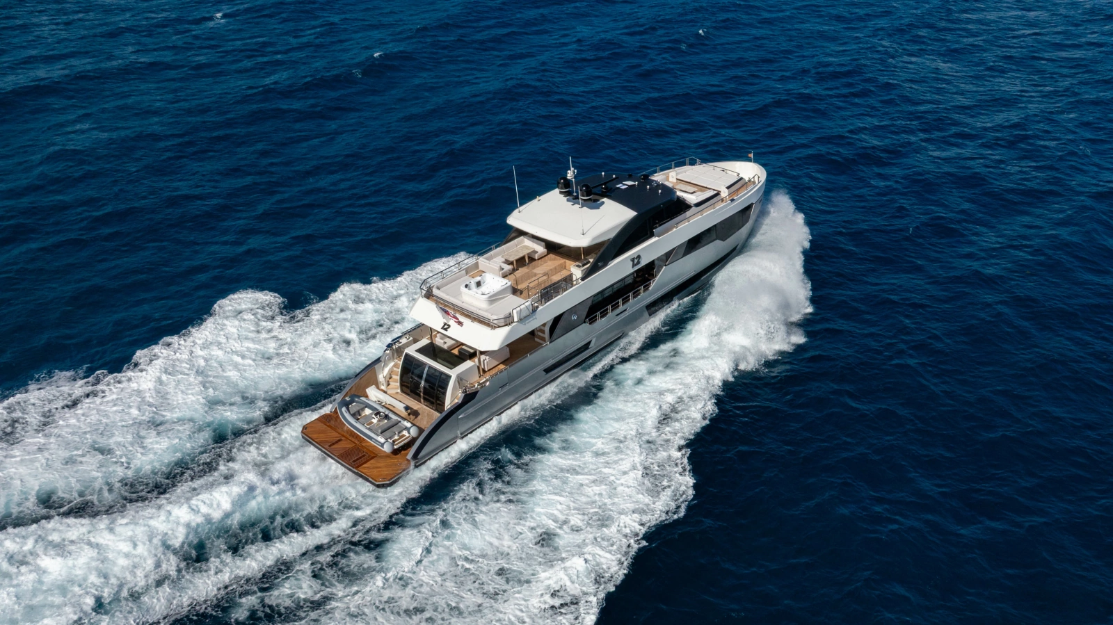 2023 Ocean Alexander 32 Explorer