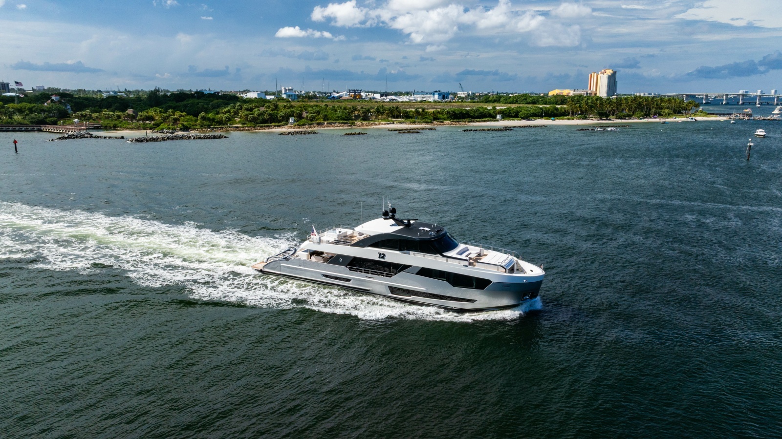 2023 Ocean Alexander 32 Explorer