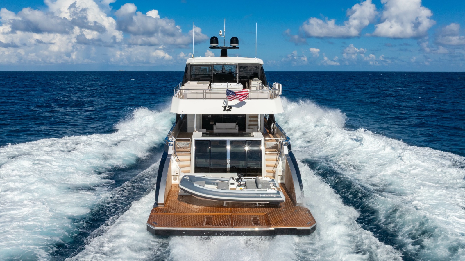2023 Ocean Alexander 32 Explorer
