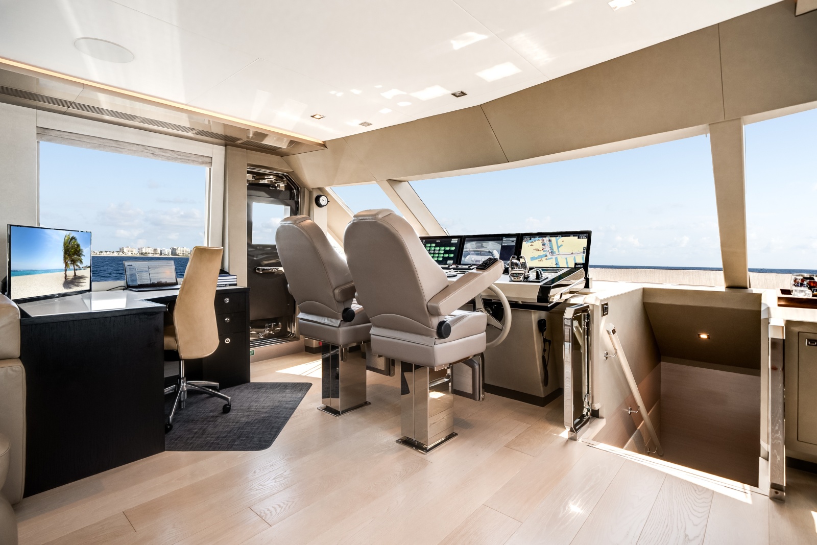 2024 Ocean Alexander 30R