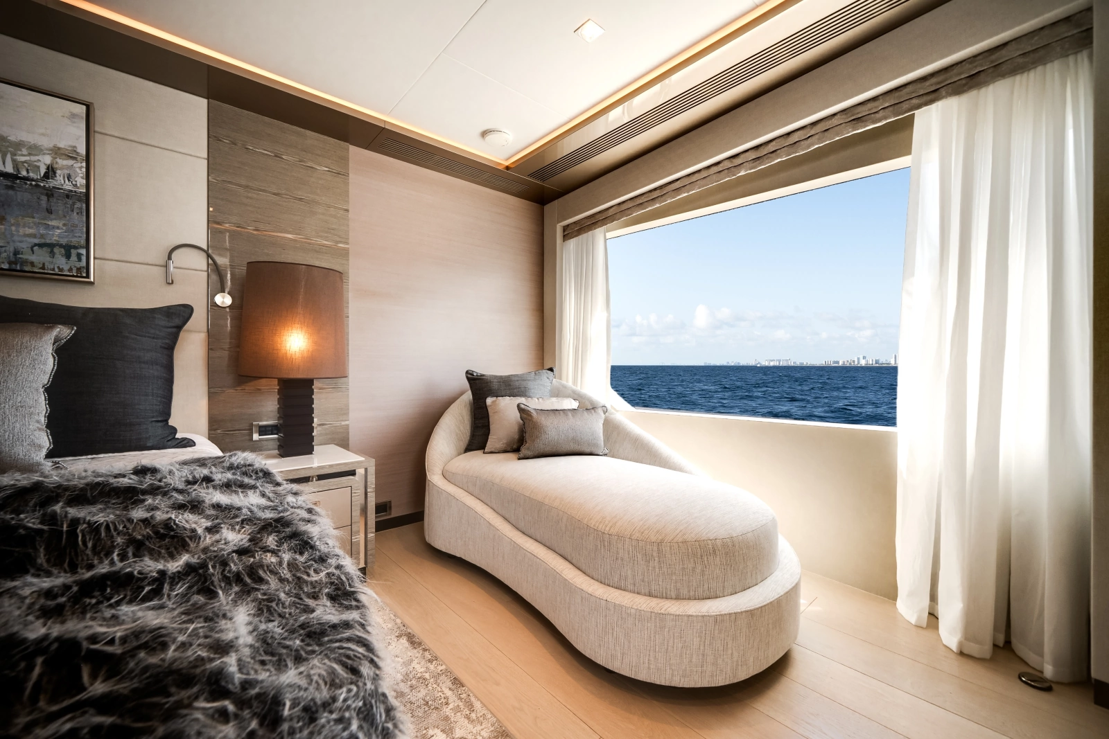 2024 Ocean Alexander 30R