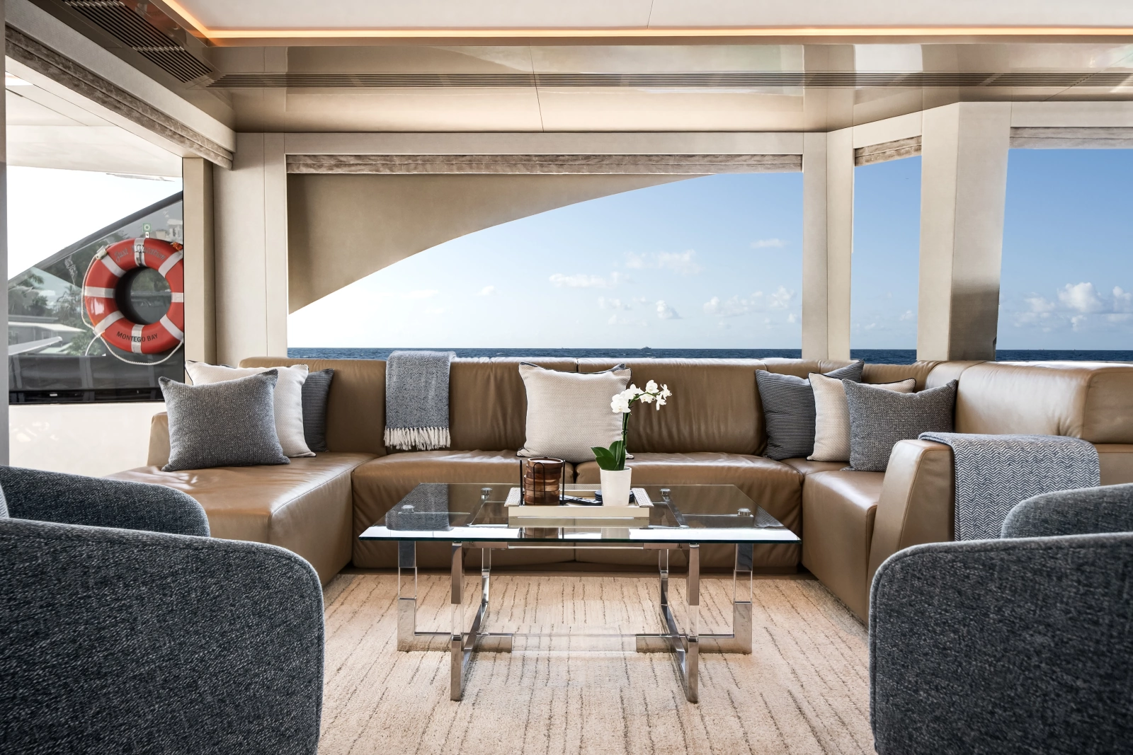 2024 Ocean Alexander 30R