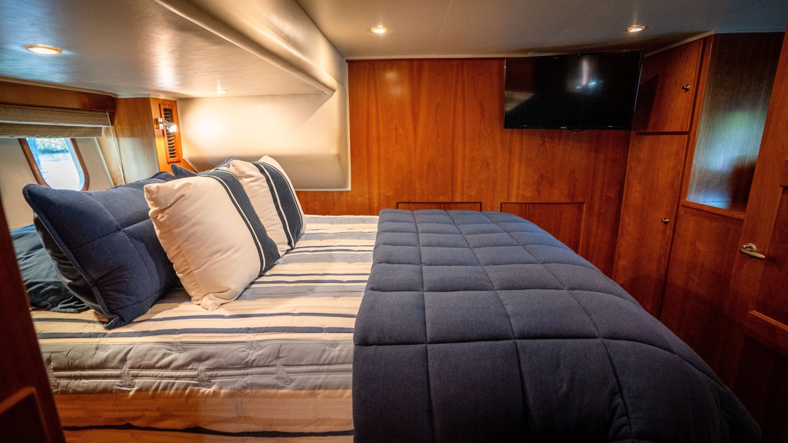 2008 Navigator 5100 Motor Yacht — BEAUCOUP