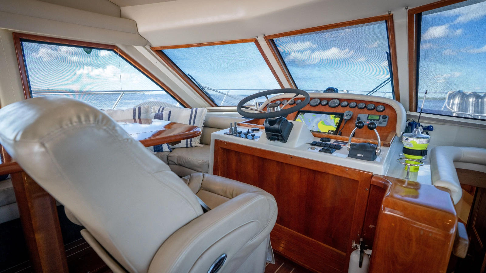 2008 Navigator 5100 Motor Yacht