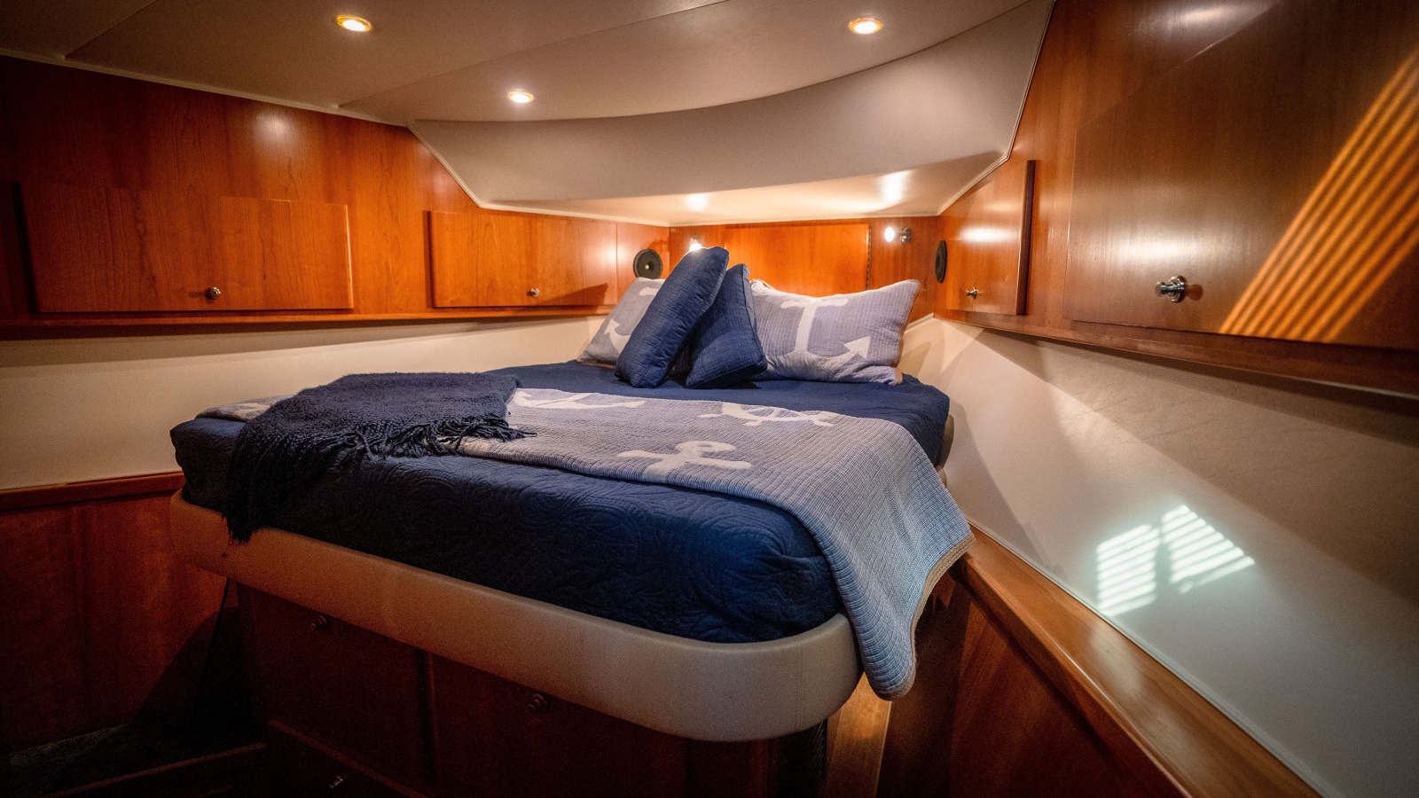 2008 Navigator 5100 Motor Yacht — BEAUCOUP