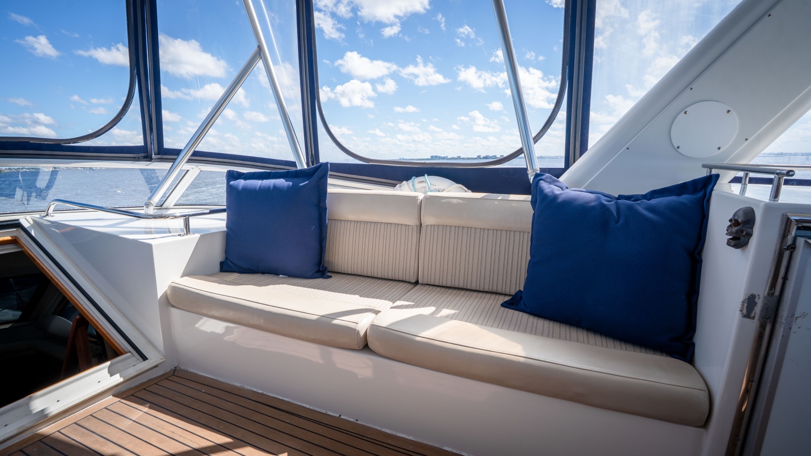 2008 Navigator 5100 Motor Yacht — BEAUCOUP