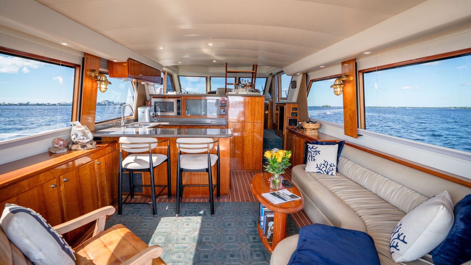 2008 Navigator 5100 Motor Yacht — BEAUCOUP