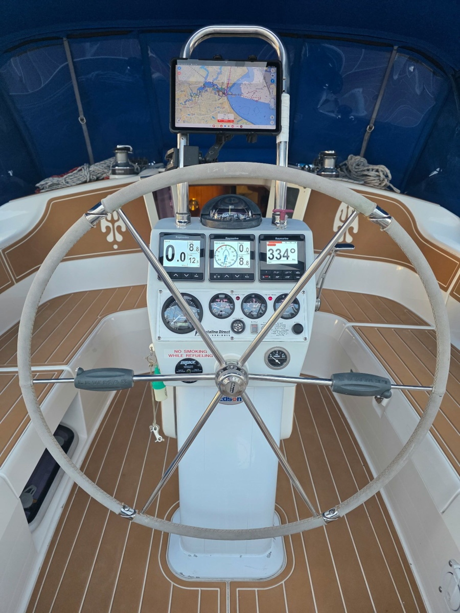 2003 Catalina 350