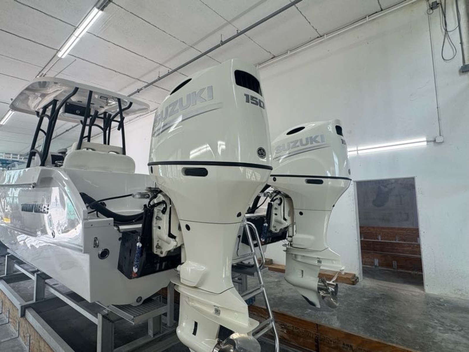 2020 Twin Vee 26 Viva SE
