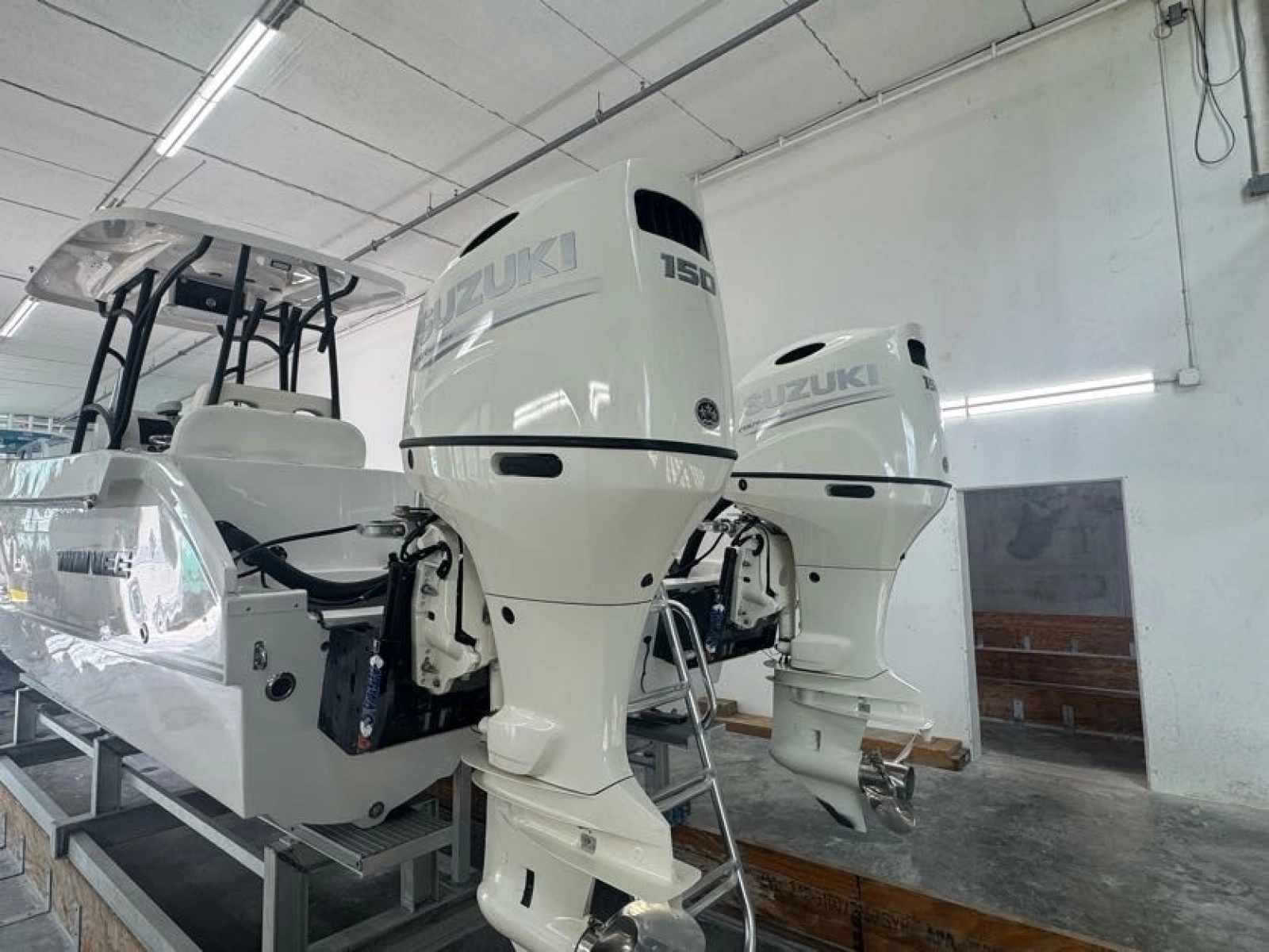 2020 Twin Vee 26 Viva SE