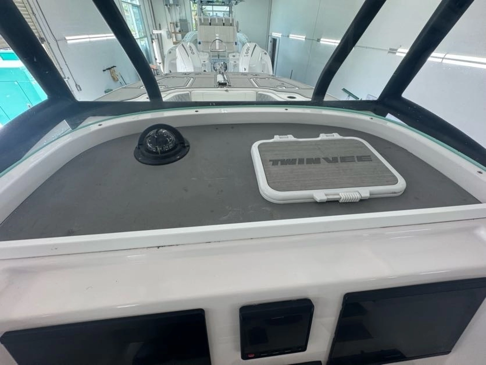 2020 Twin Vee 26 Viva SE