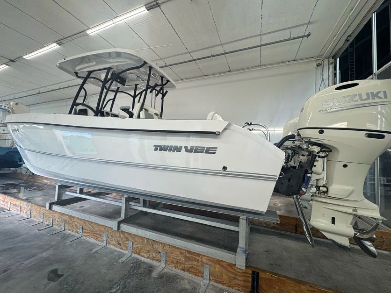 2020 Twin Vee 26 Viva SE